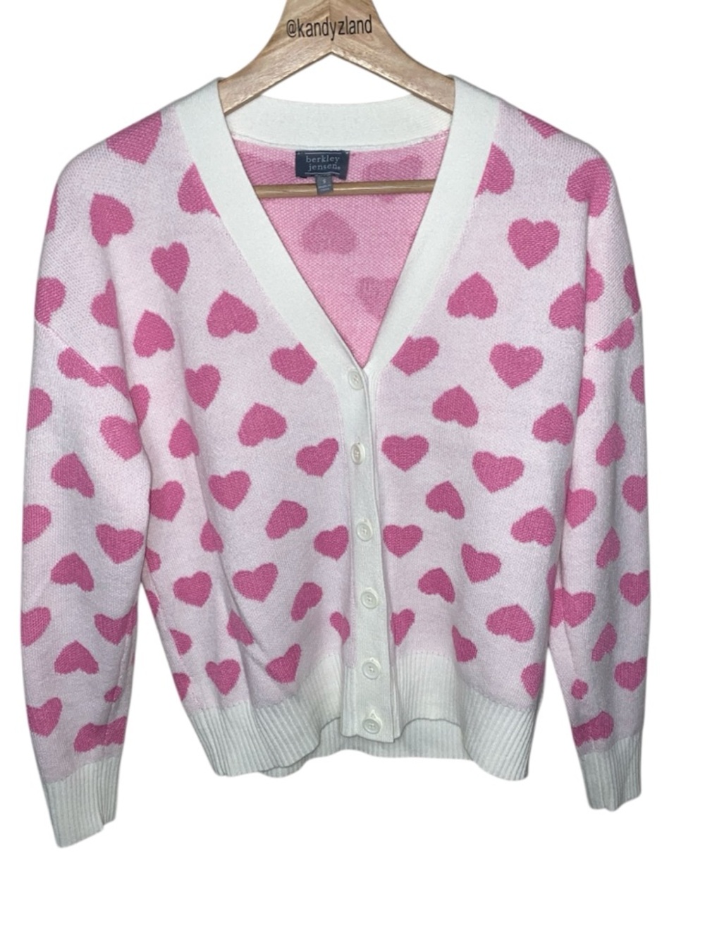 BERKLEY JENSEN Women’s Pink Heart Button Front Cardigan